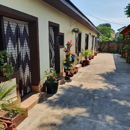 Gæstehus Casa Ghemus 3*