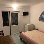 Casa Ghemus 3* كوستِنيست