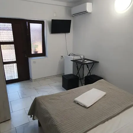 Casa Ghemus 3* Costinesti