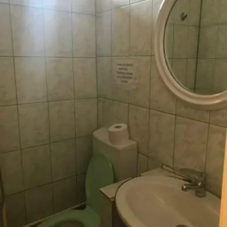 Casa Ghemus בית הארחה *