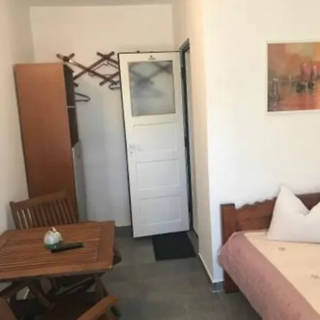 Casa Ghemus 3*