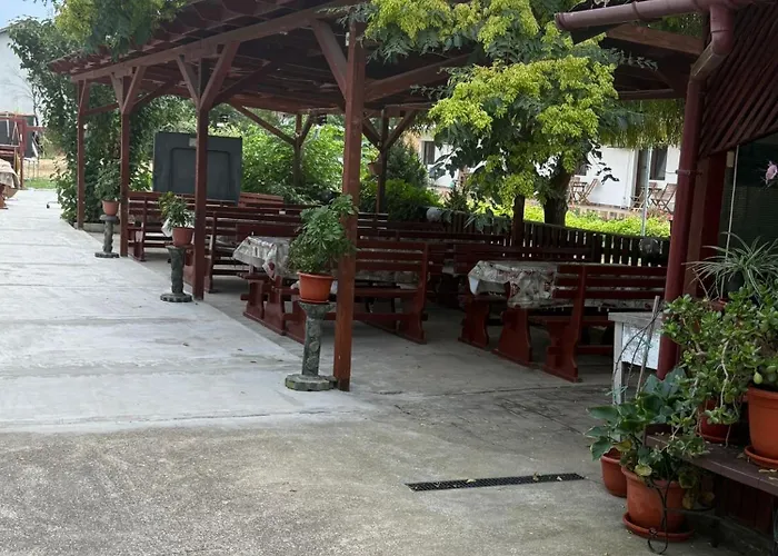 Casa Ghemus Pensión 3*